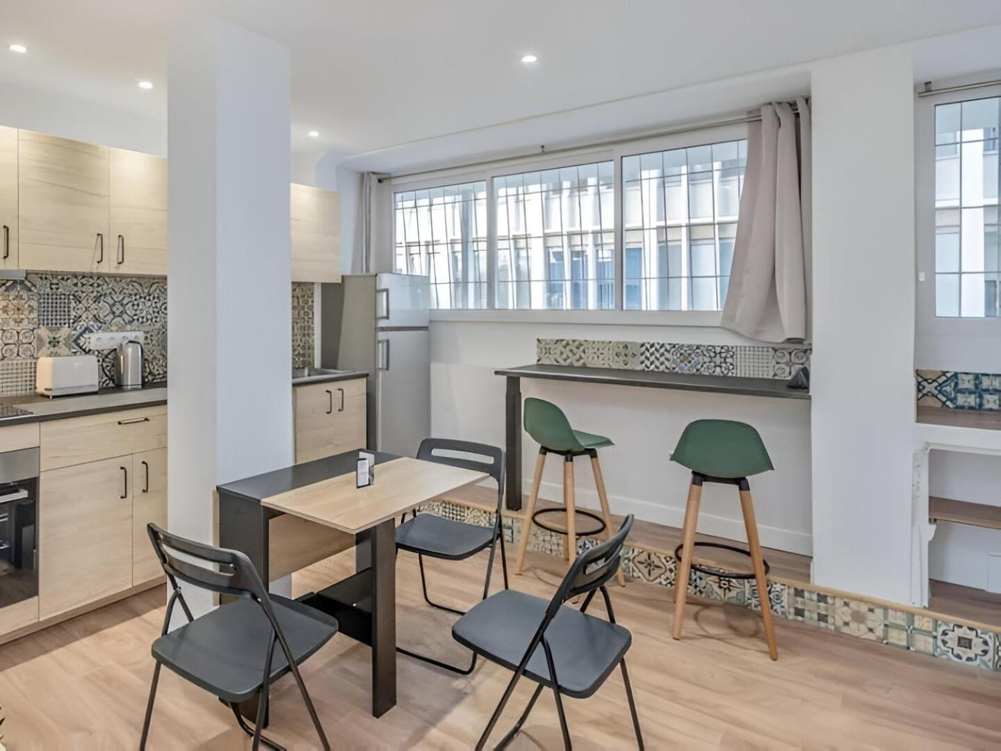 Le Refuge Urbain - Port A 2 Pas & Animaux Acceptes Apartment Toulon Bagian luar foto